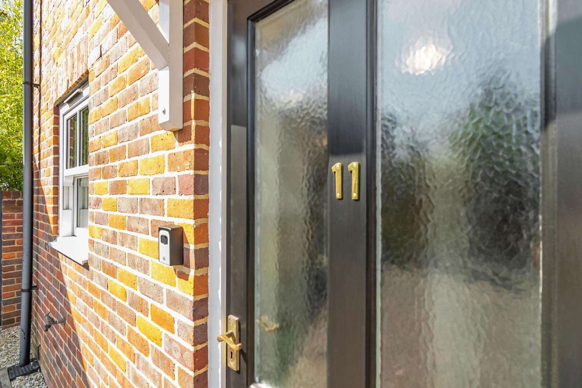 2br Saunders Rest Wifi Parking Full Kitchen Norwich